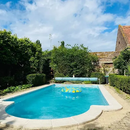Maison De A La Campagne Avec Piscine 