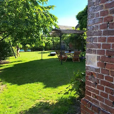 Maison De A La Campagne Avec Piscine 